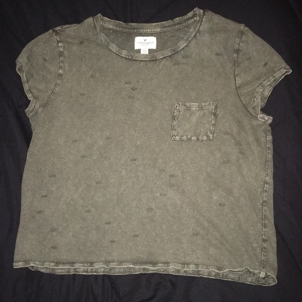 American Eagle distressed t-shirt